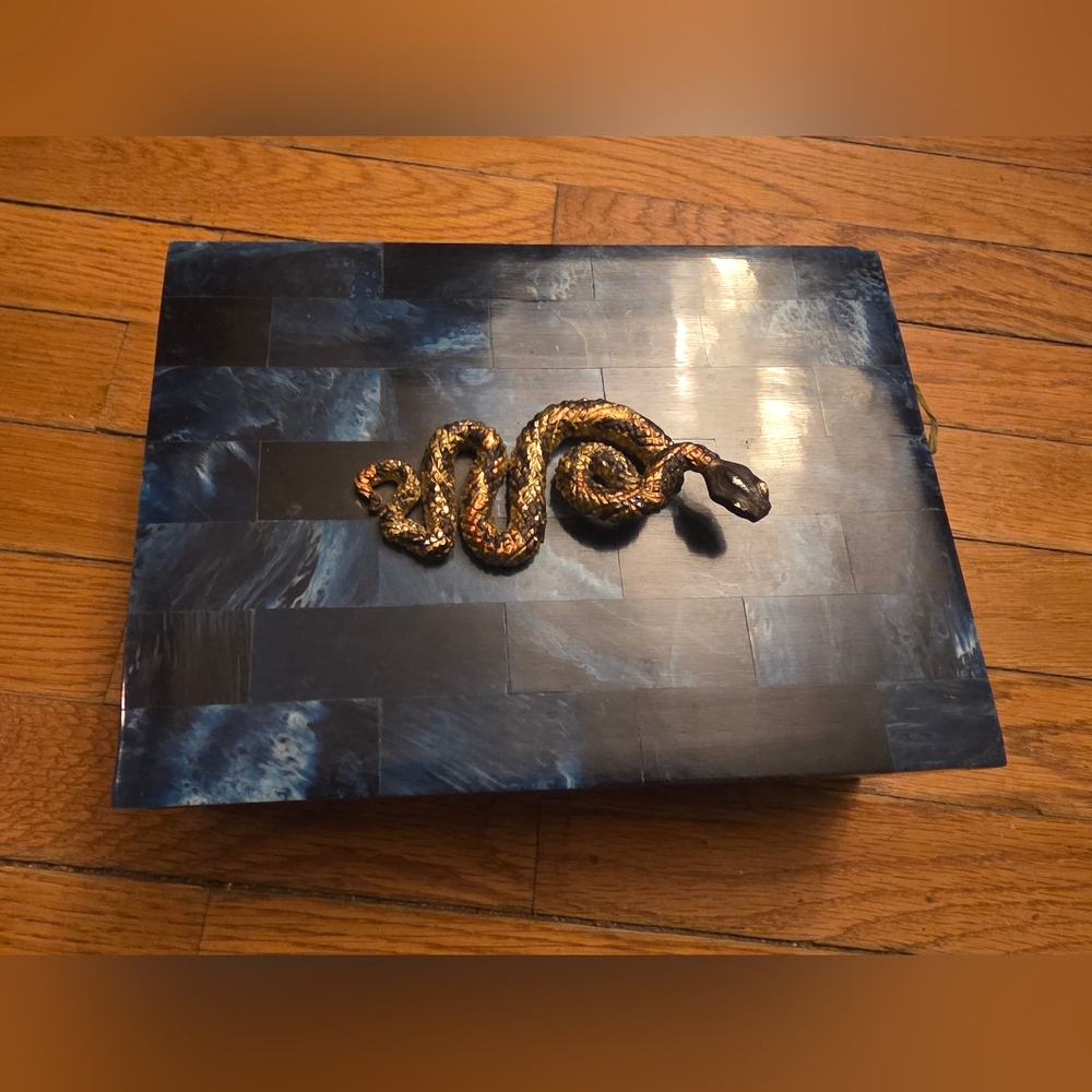 3D Decorative Snake Trinket Box Perfect For Jewelry, Crystals Or More